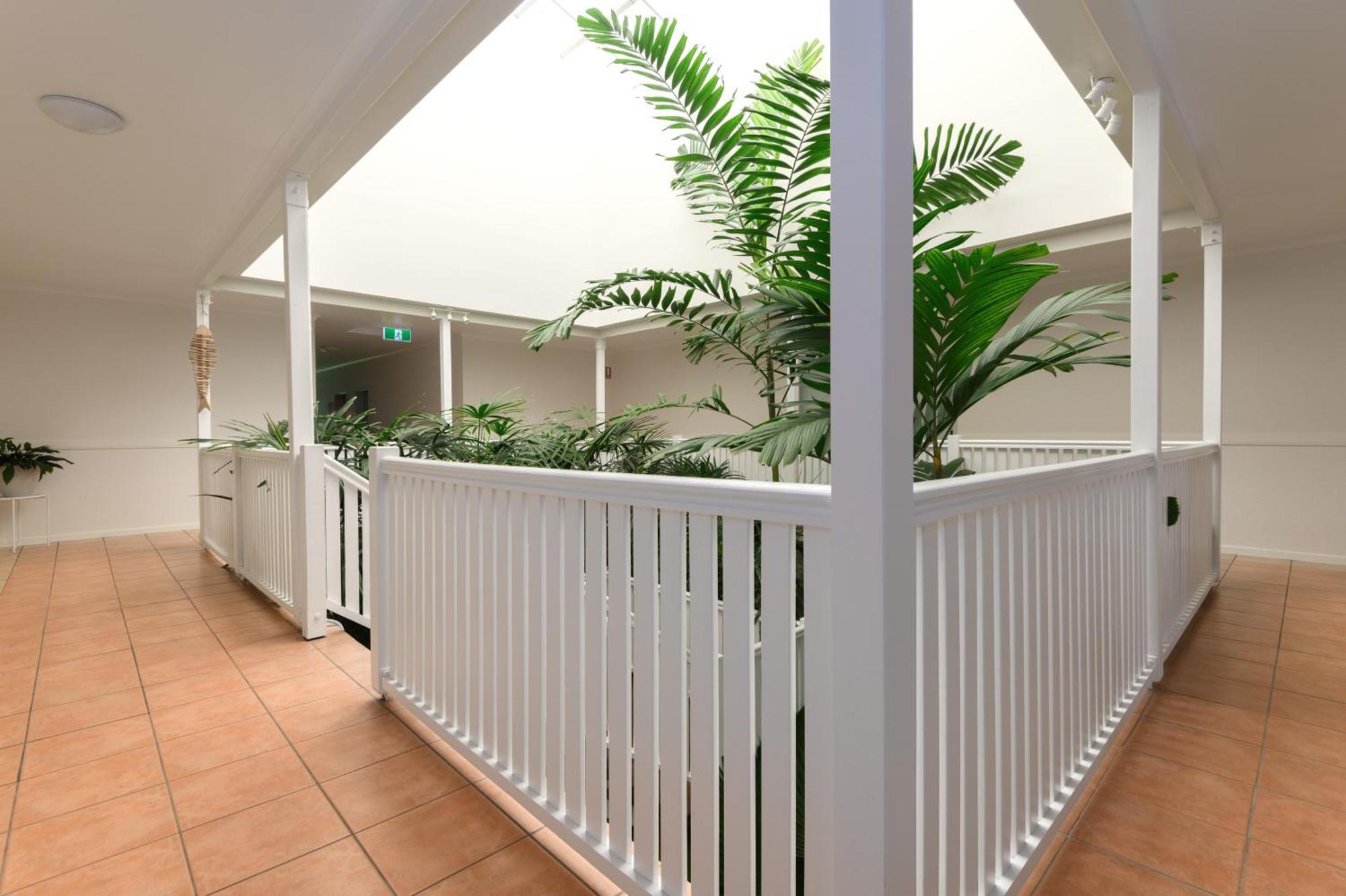 Ocean Palms Apartments ポートダグラス エクステリア 写真