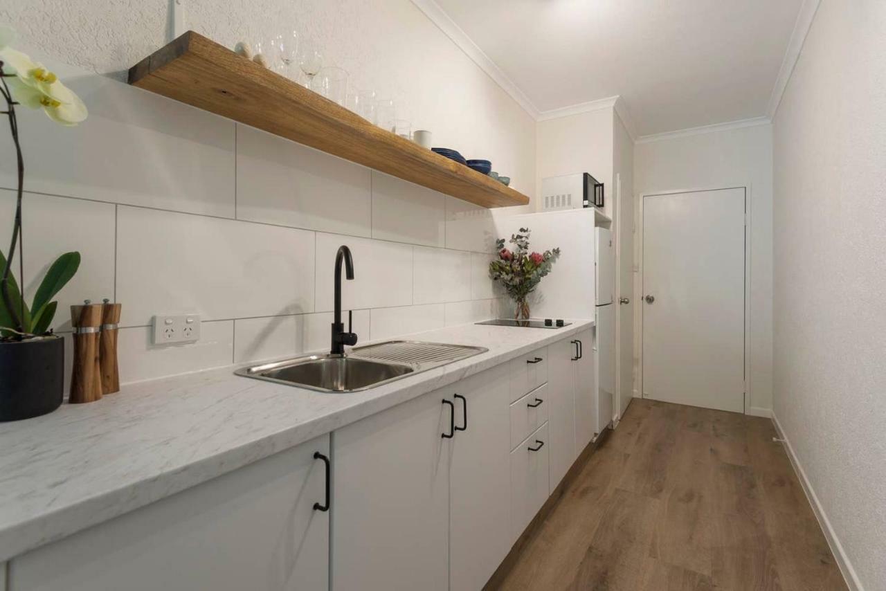 Ocean Palms Apartments ポートダグラス エクステリア 写真