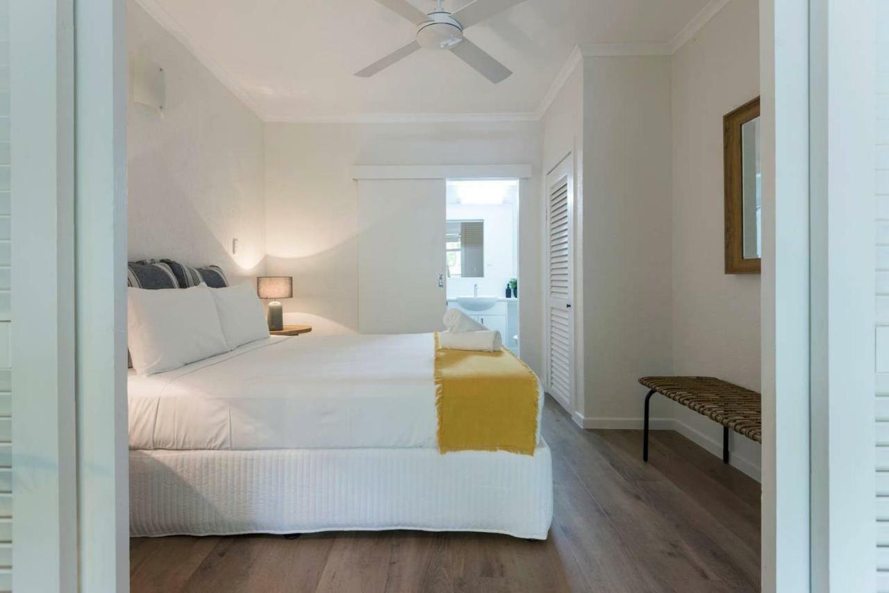Ocean Palms Apartments ポートダグラス エクステリア 写真